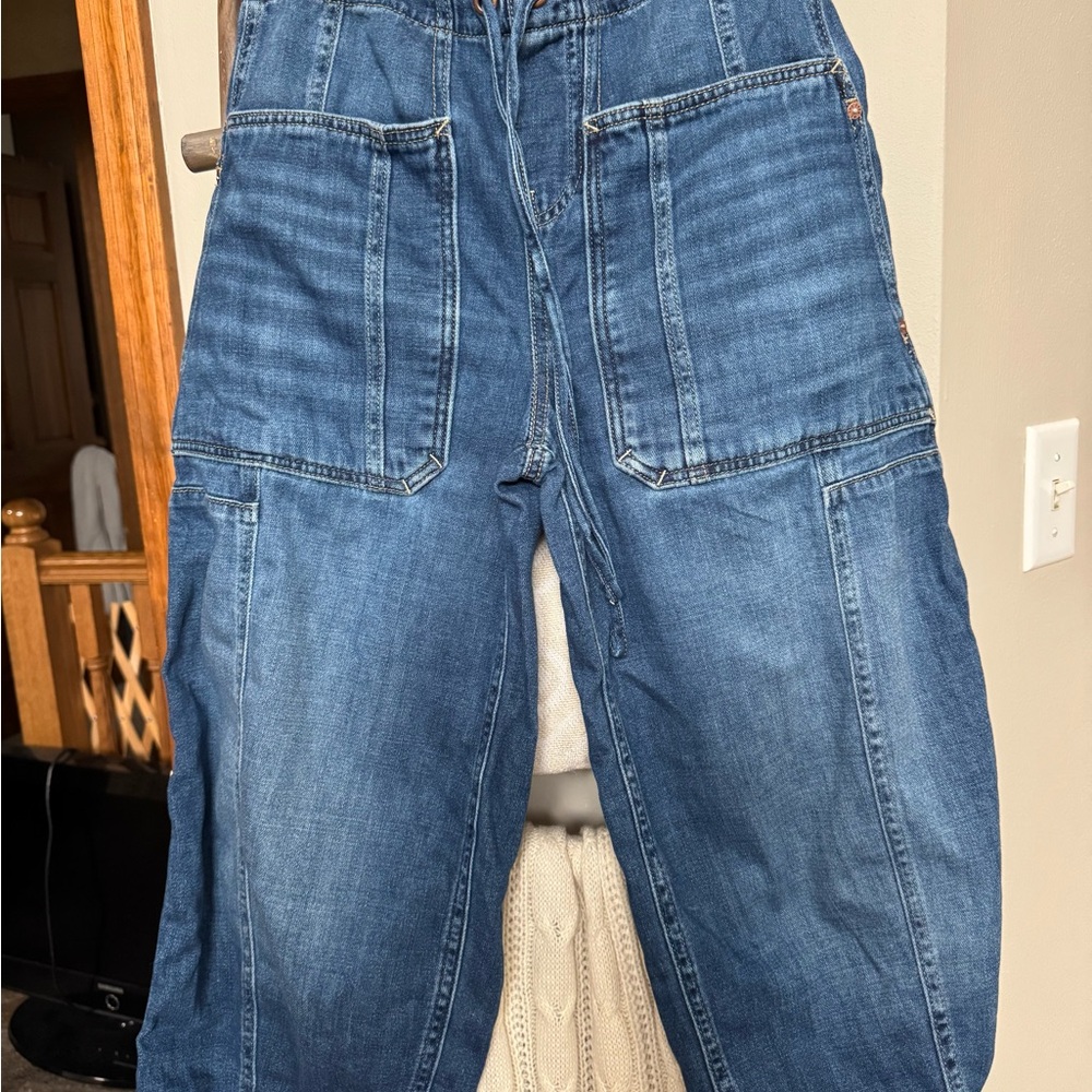 We The Free, pull on denim jeans, size XS